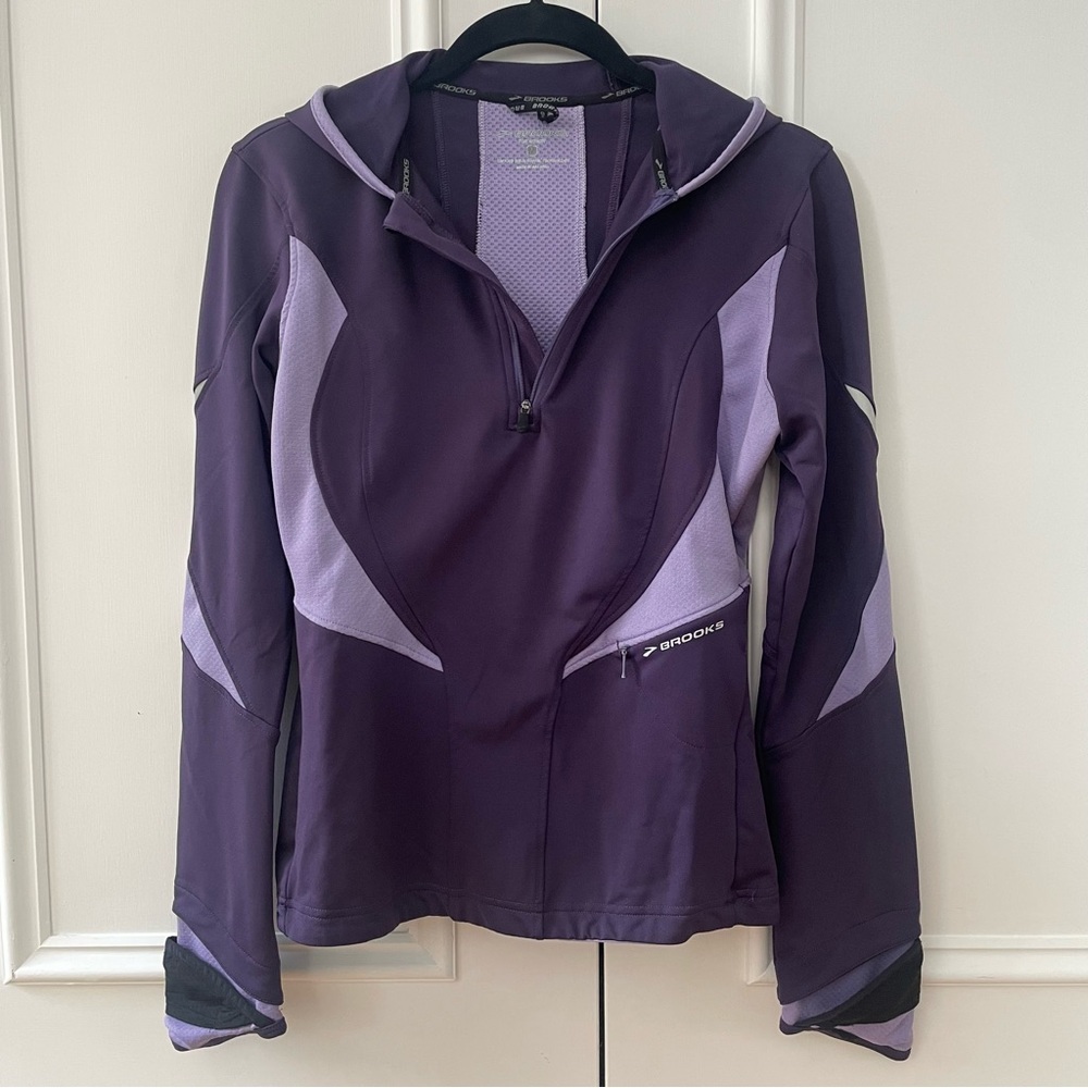Brooks equilibrium 1/2 zip hoodie running workout jacket top M purple